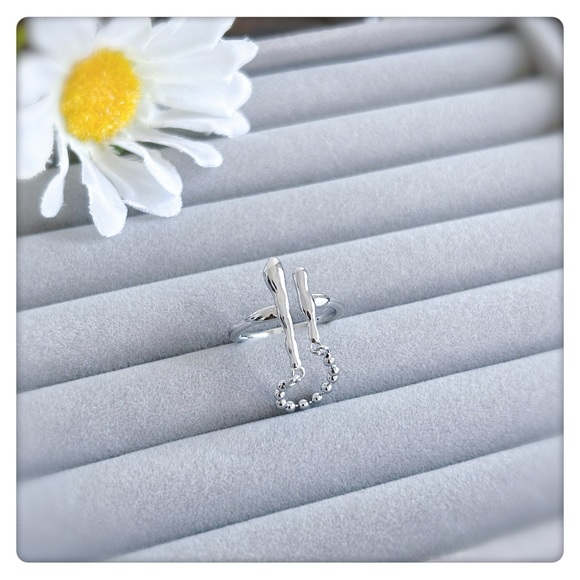 ✨NEW LAUNCH✨S925 Stamped silver special style gorgeous adjustable ring forwomen - Picture 1 of 6